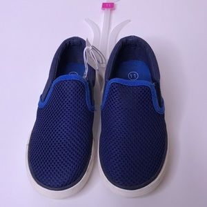 NWT Circo Blue Mesh Slip-on Shoes, 11
